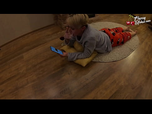 ❤️ Skør blondine suger kæmpe pik og hopper på den - analsex ️❌ Fucking at da.makesexnotwar.ru ☑